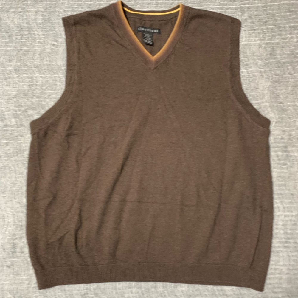 3/$10 Men’s STRUCTURE Brown Sleeveless Sweater Vest Size EXTRA LARGE - Picture 2 of 8
